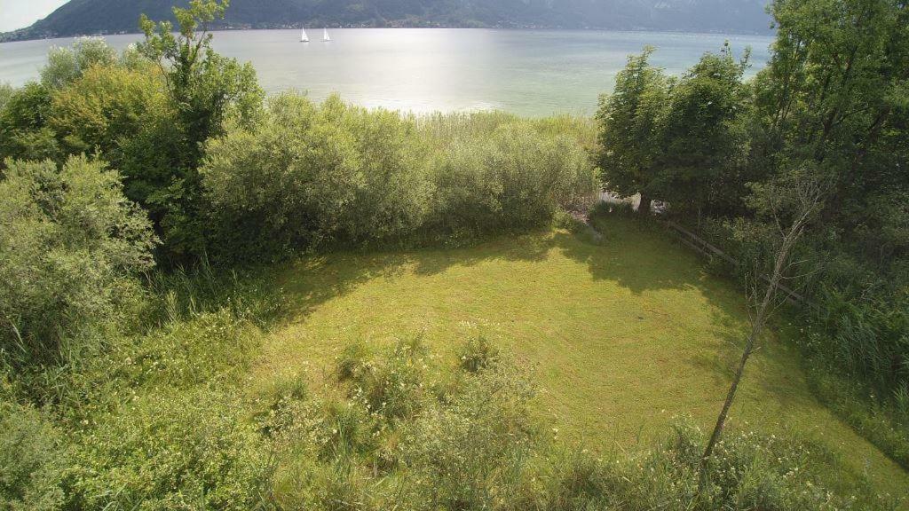 Ferienhaeuschen Am Traunsee Mit Tretboot Zur Freien Nutzung Am Badeplatz Altmünster Eksteriør billede